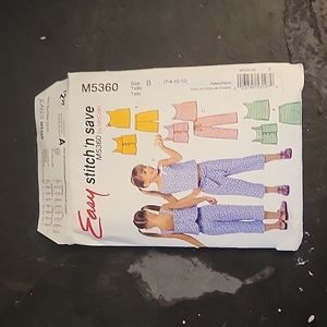 McCall's Pattern M5360 Top Capri Shorts Size B 7-8-10-12 Pattern